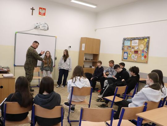 „Edukacja z wojskiem” w klasie 8