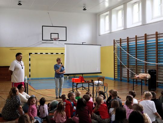 Jak się zachować w trakcie alarmu?