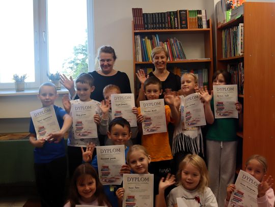 Pasowanie na  CZYTELNIKA