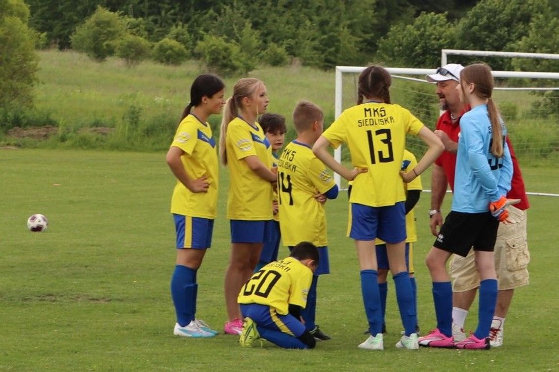 MKS Dwu-mecz ligowy SIEDLISKA - ŁOPIENNIK